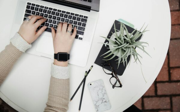 Freelancing for beginners: a practical guide to earning side income