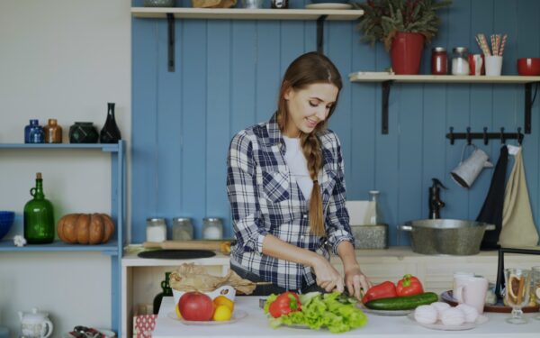 How to build basic cooking skills in just 30 minutes a day
