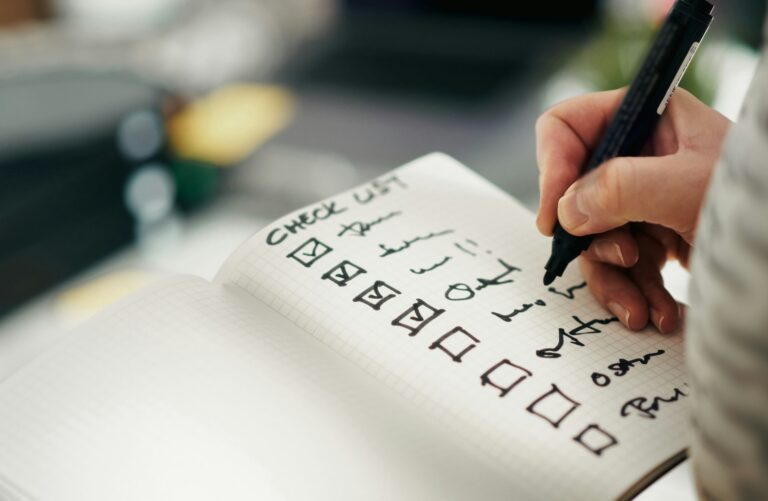Notebook checklist digital declutter