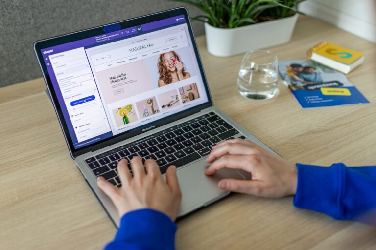 Online shopping laptop price comparison