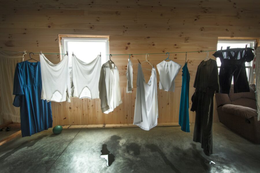 Indoor laundry drying prevent damp smells damaged clothes