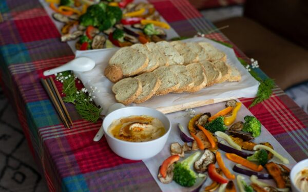 No-cook dinner ideas for hot days using simple supermarket shortcuts