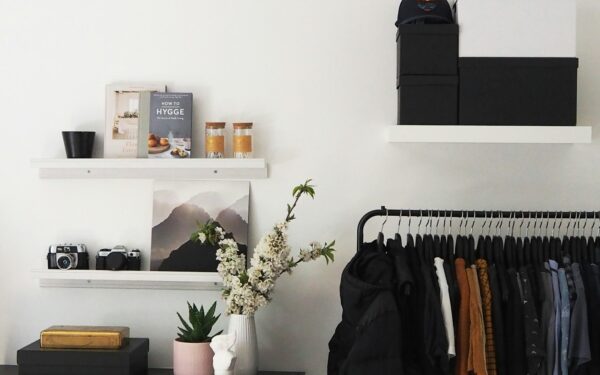Seasonal wardrobe switch: how to store off‑season clothes so they stay fresh