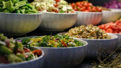 Set up a fridge salad bar for fast, healthy eating all week