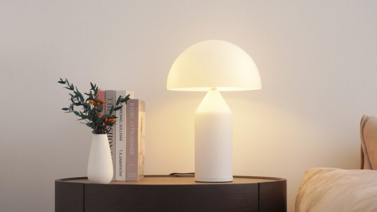 Bedroom bedside lamps warm light