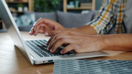 A calm guide to chatbots: how to use them smartly in everyday life