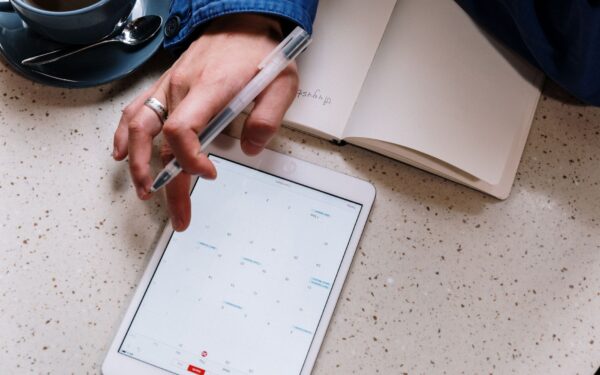 A calm guide to cloud notes: how to keep your ideas synced, safe and easy to find