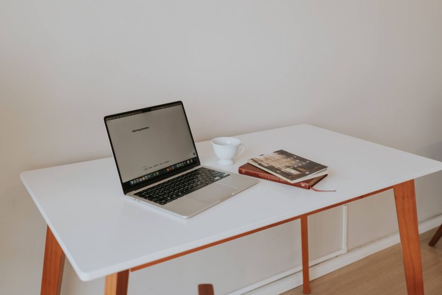 Laptop desk tidy