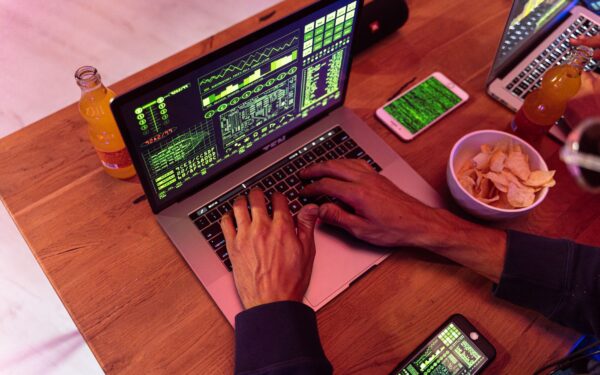 A simple guide to password managers that actually makes sense