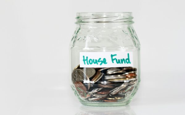 A simple guide to starting your first emergency fund without feeling overwhelmed