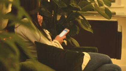 Digital boundaries that stick: a simple guide to healthier phone use