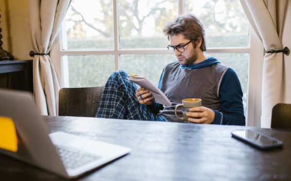 How to build a “soft focus” day: a realistic way to feel less rushed and more present