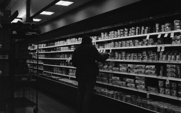 How to run a simple price check that quietly saves you money on everyday buys