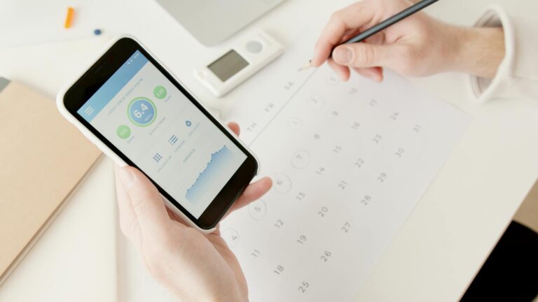 Close smartphone calendar