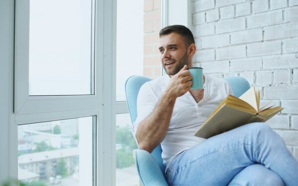 Micro-moments of calm: how short pauses during the day support your mind and body