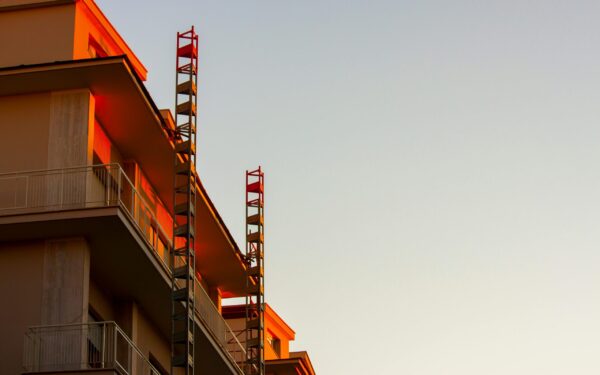 Finnish-style apartment shelters: Developer plans to bring civil defence standards to Poland