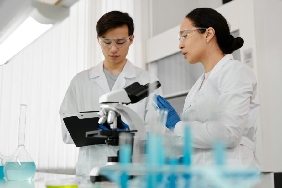AI leaders urge US Congress to regulate synthetic DNA to prevent bioweapons
