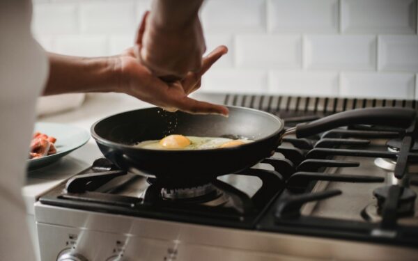 How to make your nonstick skillet last longer: simple care tips that work