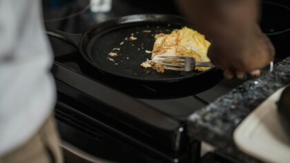 Foods you should avoid cooking in a cast iron skillet