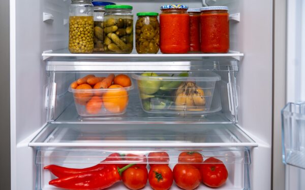 Practical fridge reset: how to keep food fresher and waste less every week
