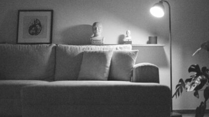 Simple evening reset: a 20-minute routine that helps your home feel calmer tomorrow