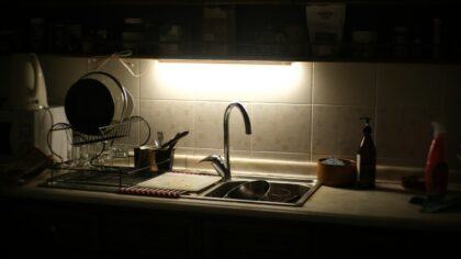 Simple evening routines that keep your kitchen feeling under control