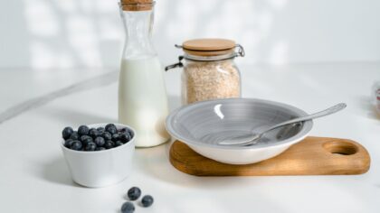 Simple overnight oats for busy mornings without a strict recipe