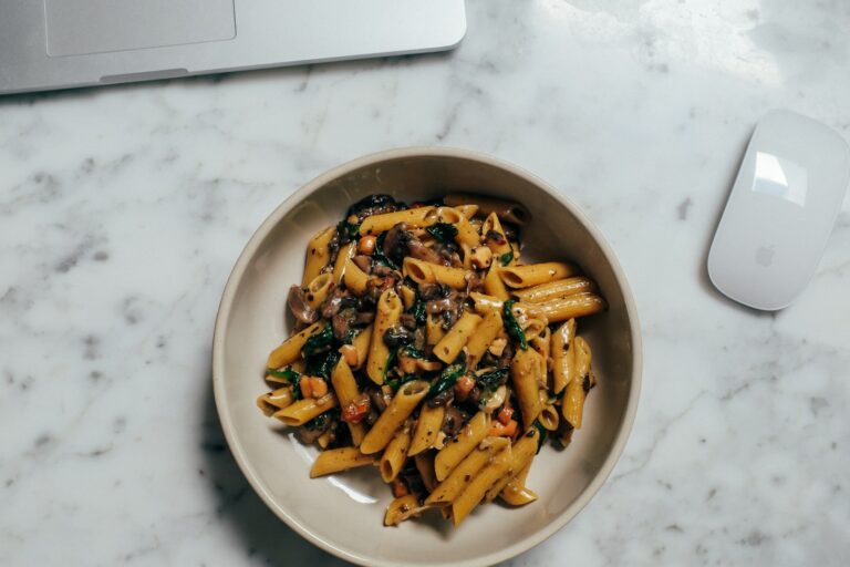 Creamy pantry pasta