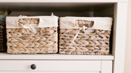 Simple toy storage ideas that keep family clutter under control