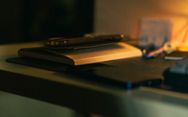 The five-minute nightly review: a simple habit to end your day with less stress and more clarity
