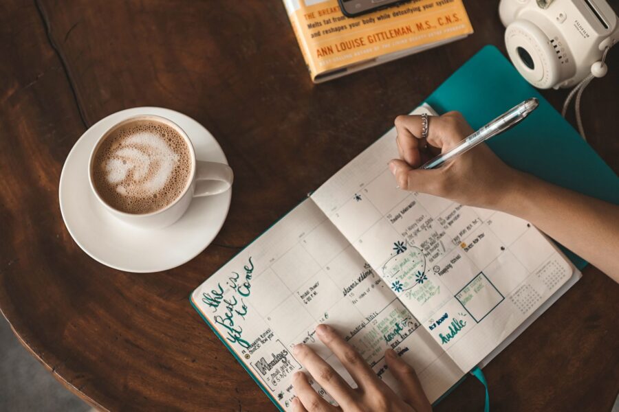 Notebook coffee table