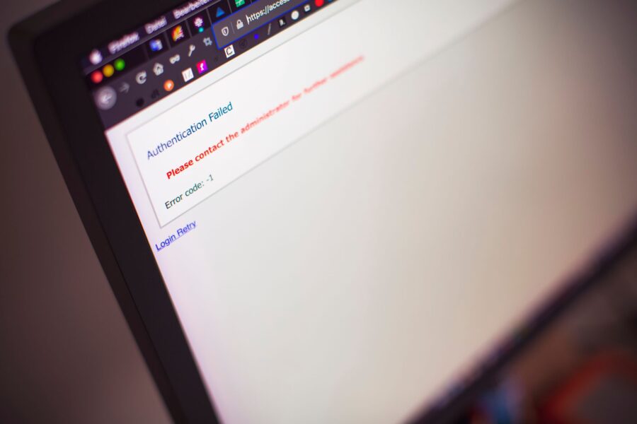 Laptop screen login