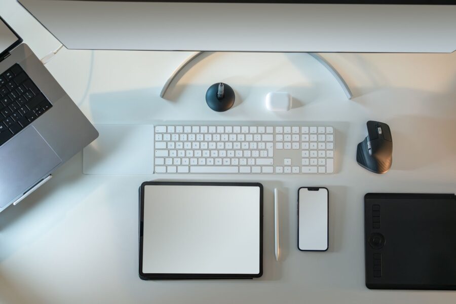 Laptop tablet smartphone