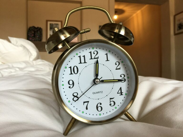 Bedside table alarm