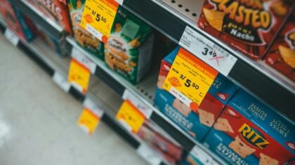 How to compare prices smarter so you actually save, not just chase discounts