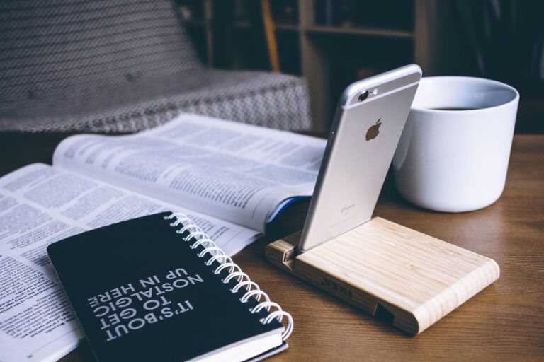 Smartphone table next