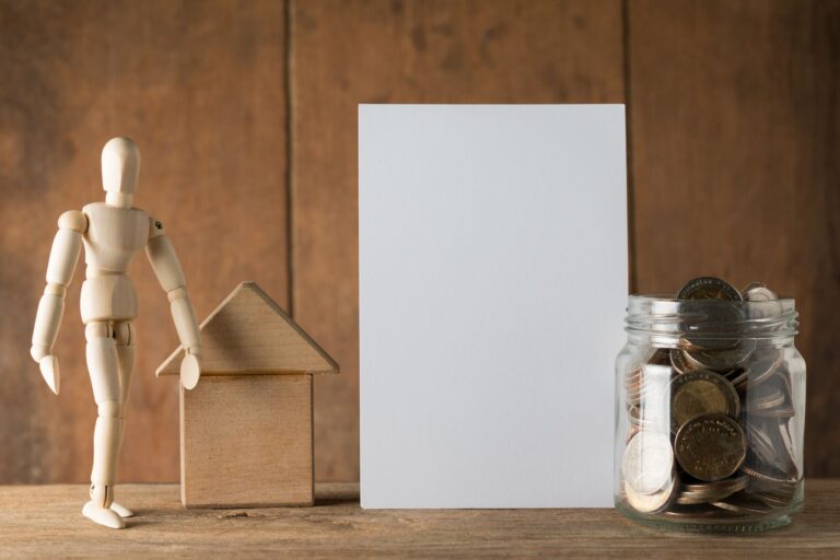 Small savings jar