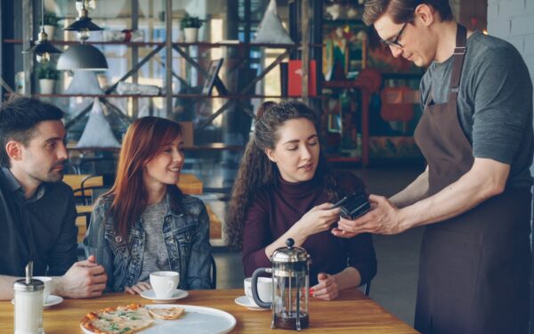 How to set simple “spend rules” for friends, family and fun without awkward money talks
