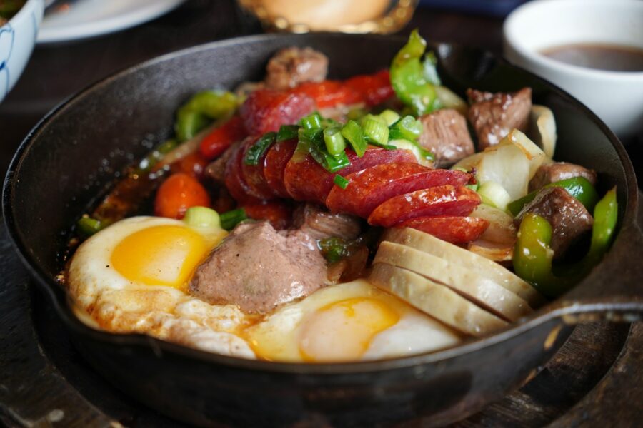 Egg dinner skillet