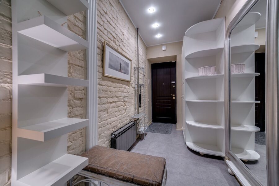 Organized entryway shoes