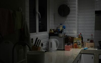 Simple evening reset habits that make mornings at home much easier