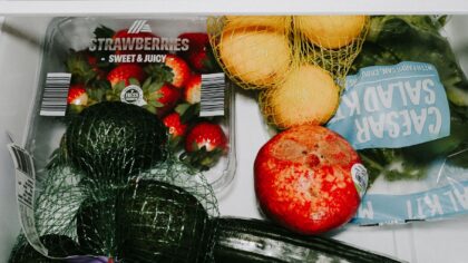 Simple fridge organization habits that cut food waste and weekday stress