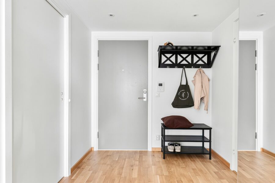 Narrow hallway storage