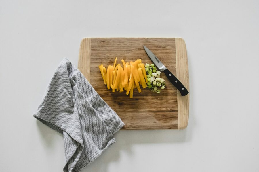 Simple sandwich cutting