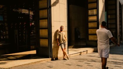 Simple summer packing list for city breaks with hot days and cooler nights